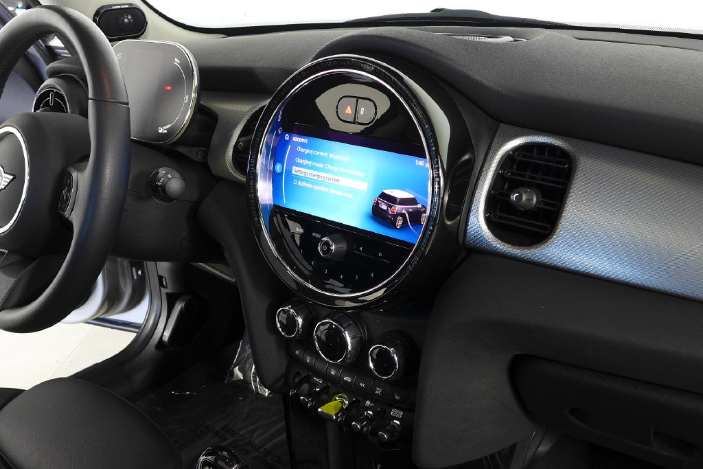 Certified 2024 MINI Cooper SE FWD image 15