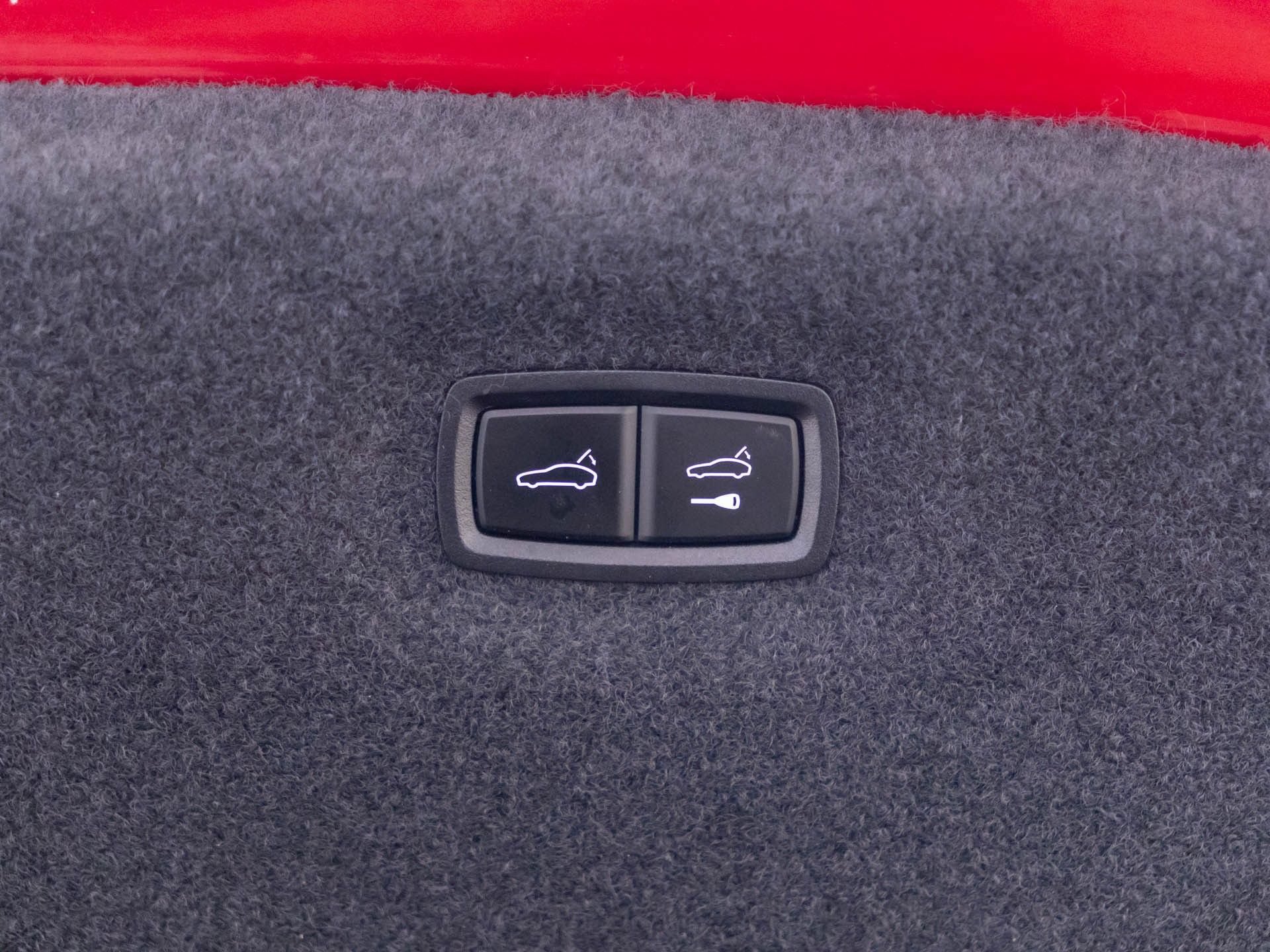 Certified 2023 Porsche Taycan GTS AWD/4WD image 34