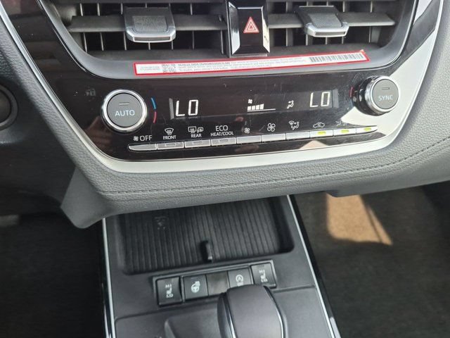 Certified 2026 Toyota Corolla Cross XLE w/ Convenience Package AWD/4WD image 15