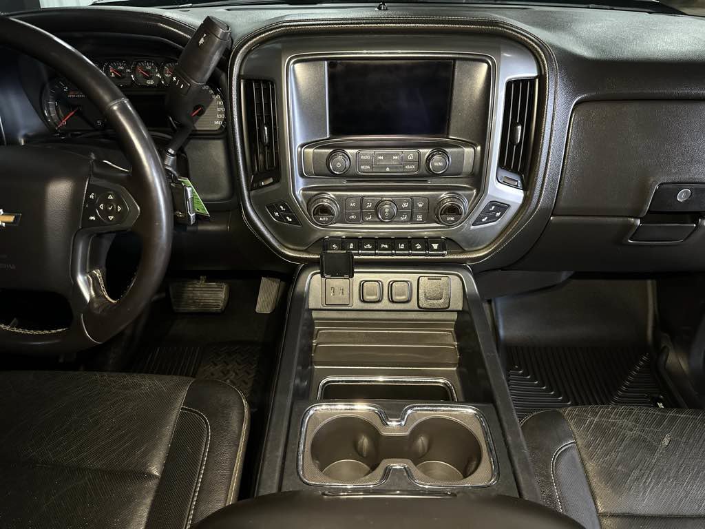 Used 2018 Chevrolet Silverado 2500 LTZ w/ Duramax Plus Package AWD/4WD image 7