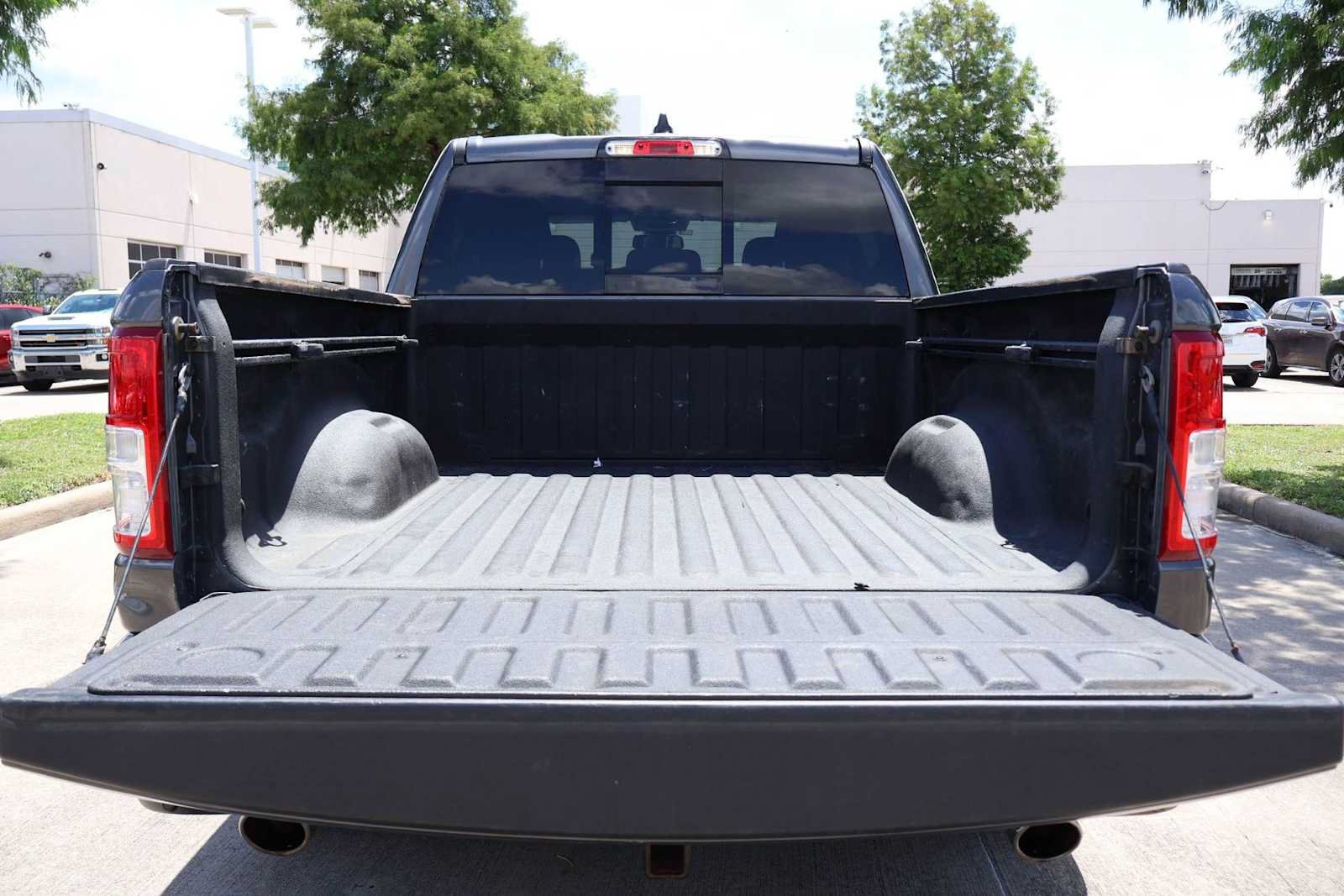 Used 2019 RAM 1500 Big Horn AWD/4WD image 19