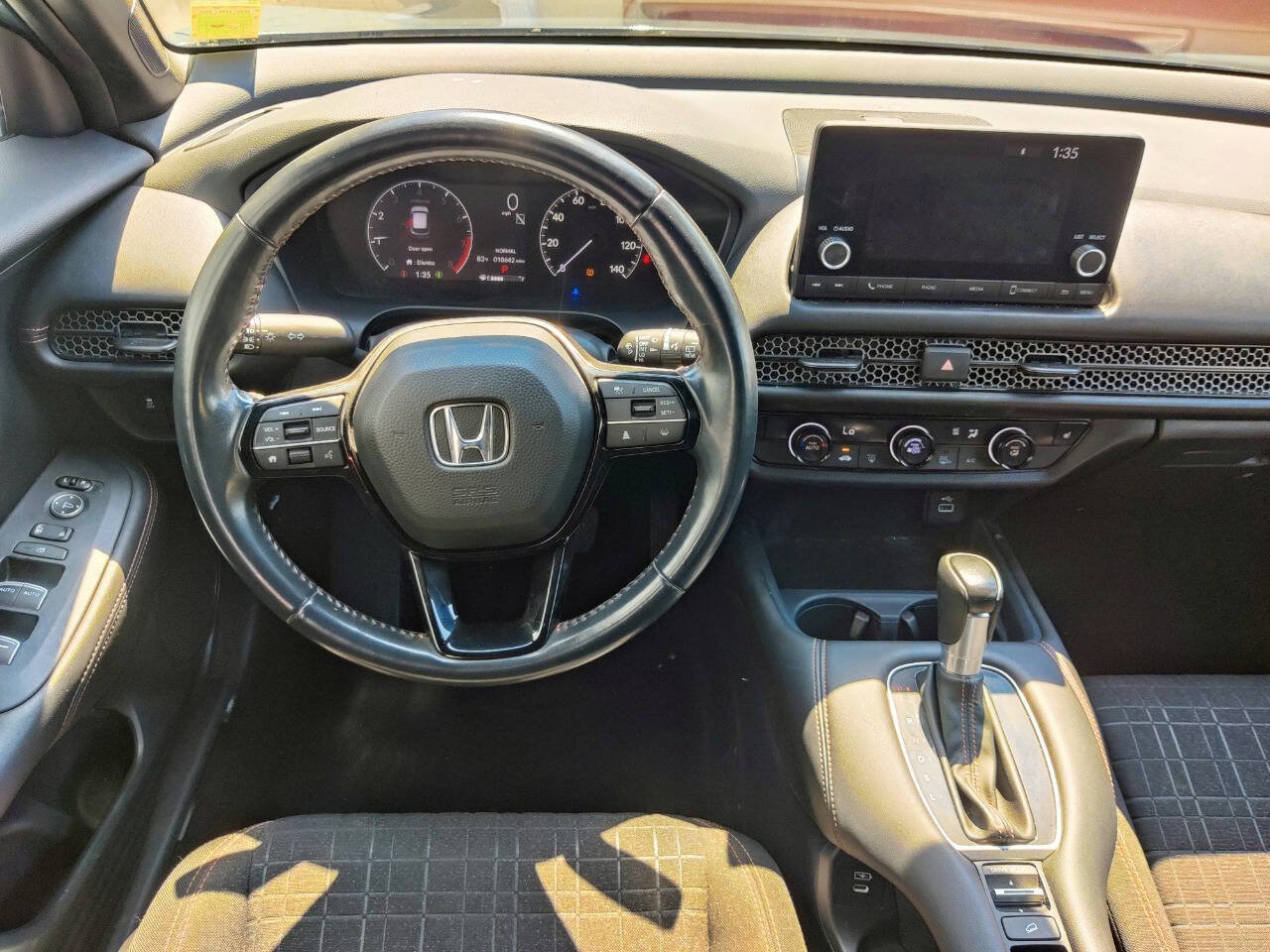 Used 2024 Honda HR-V Sport image 11
