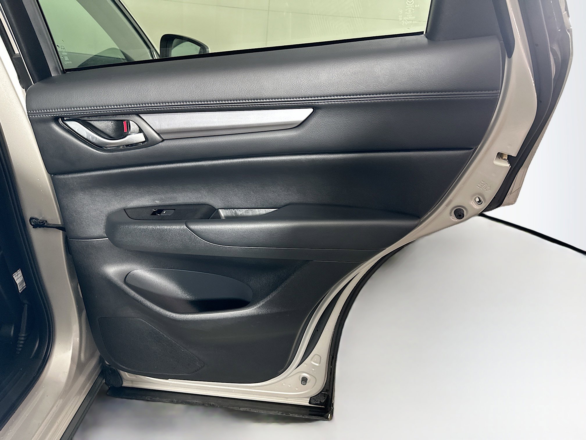 Used 2025 MAZDA CX-5 AWD 2.5 S w/ Preferred Package image 31