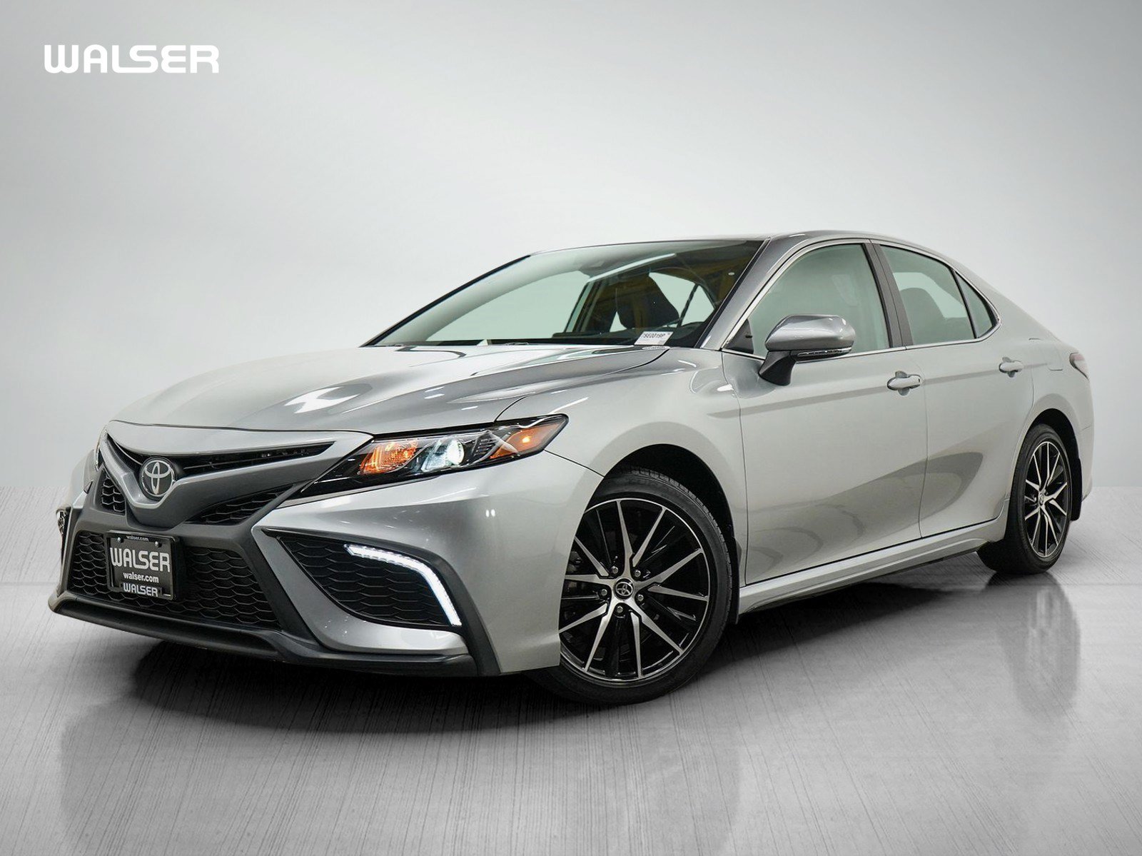 Used 2024 Toyota Camry SE FWD video 1