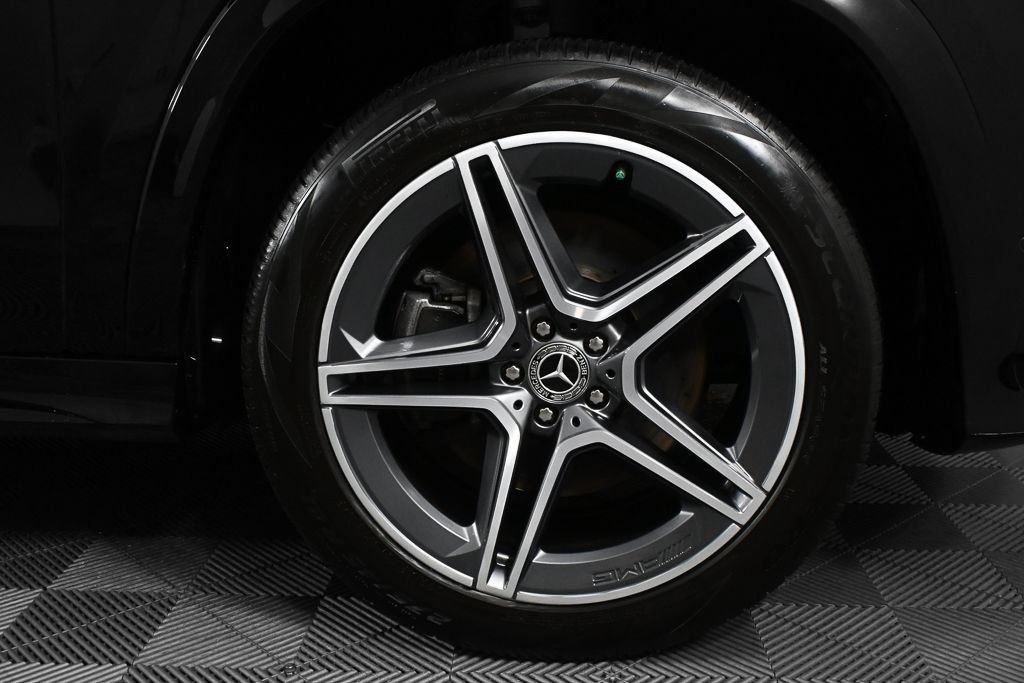 Certified 2024 Mercedes-Benz GLS 450 4MATIC image 37