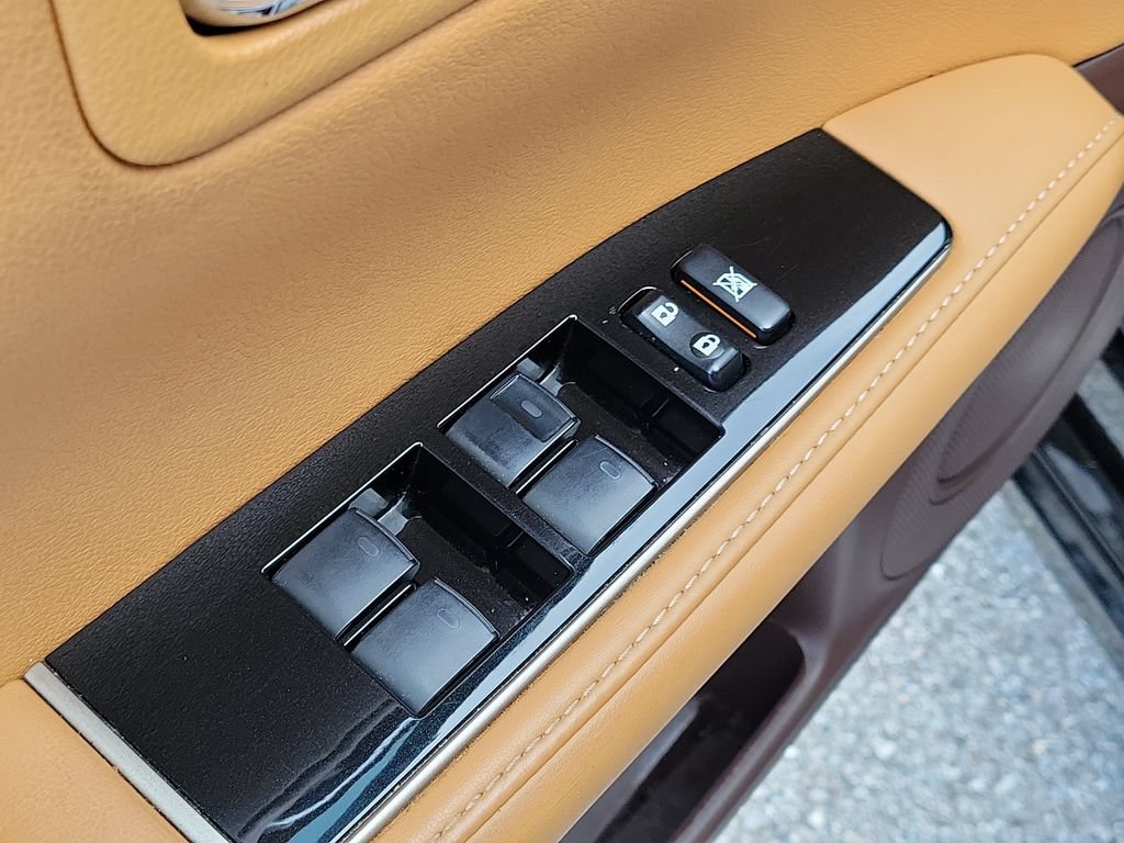 Used 2018 Lexus ES 350 w/ Luxury Package w/Wood Trim FWD image 24