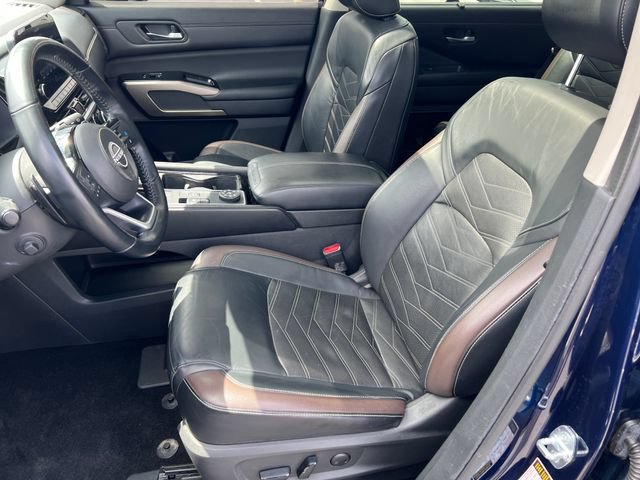 Used 2022 Nissan Pathfinder Platinum w/ Cargo Package AWD/4WD image 10