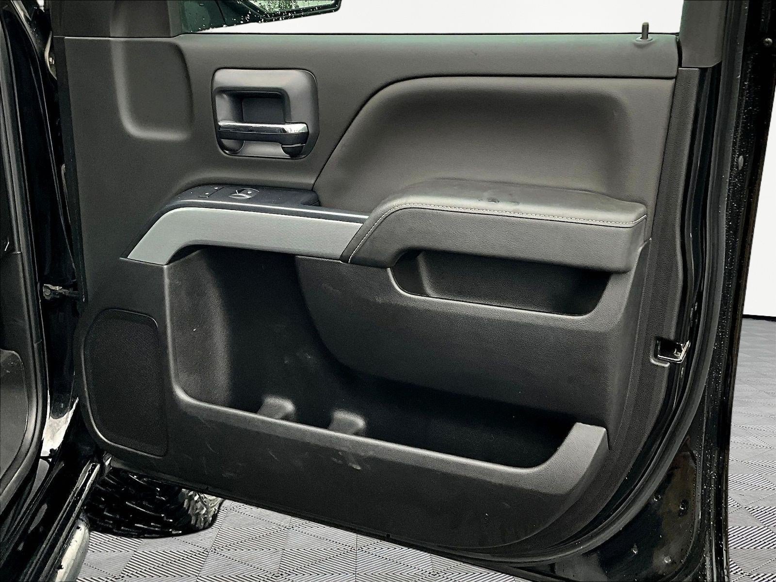 Used 2019 Chevrolet Silverado 1500 LT w/ All Star Edition AWD/4WD image 28