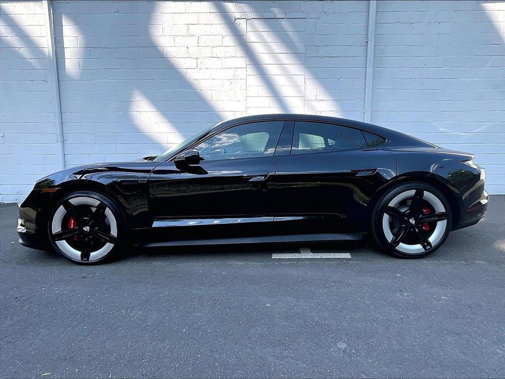 Certified 2025 Porsche Taycan 4S AWD/4WD image 2