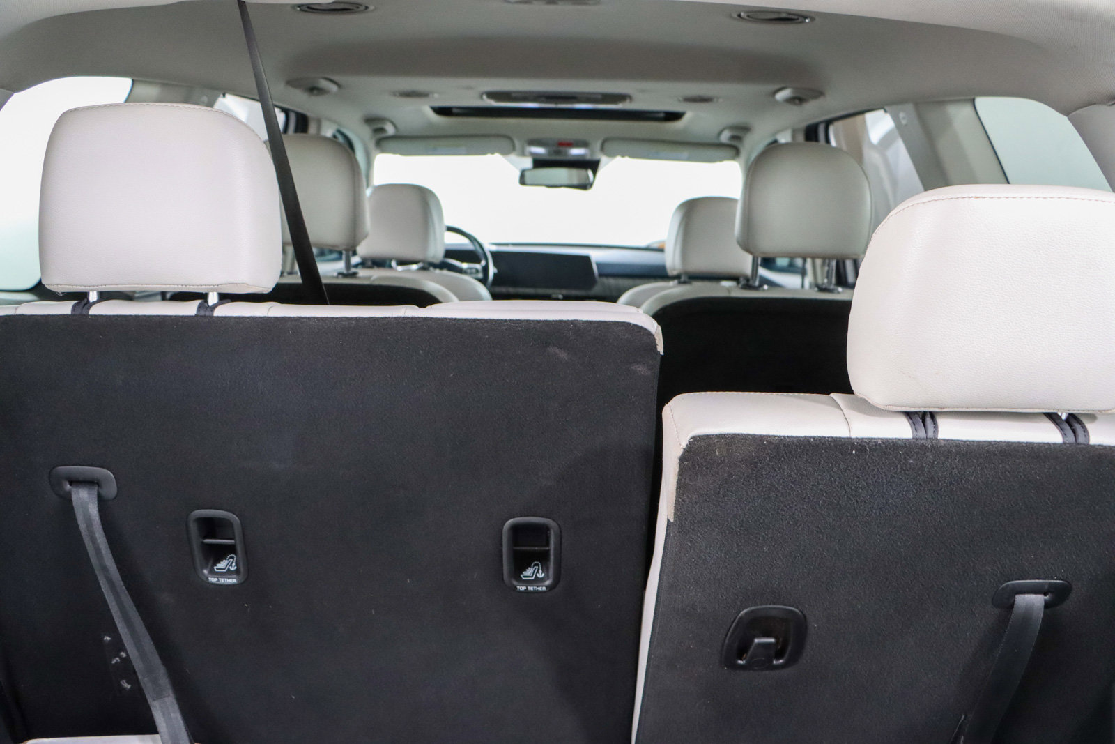 Used 2024 Kia Telluride EX w/ EX Captain's Chair Package image 31