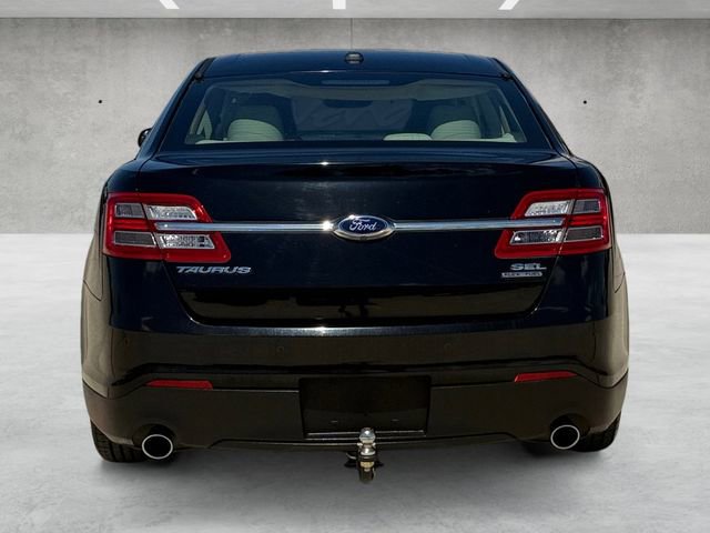 Used 2016 Ford Taurus SEL image 15