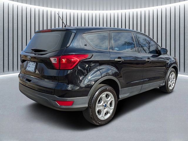 Certified 2019 Ford Escape S image 3