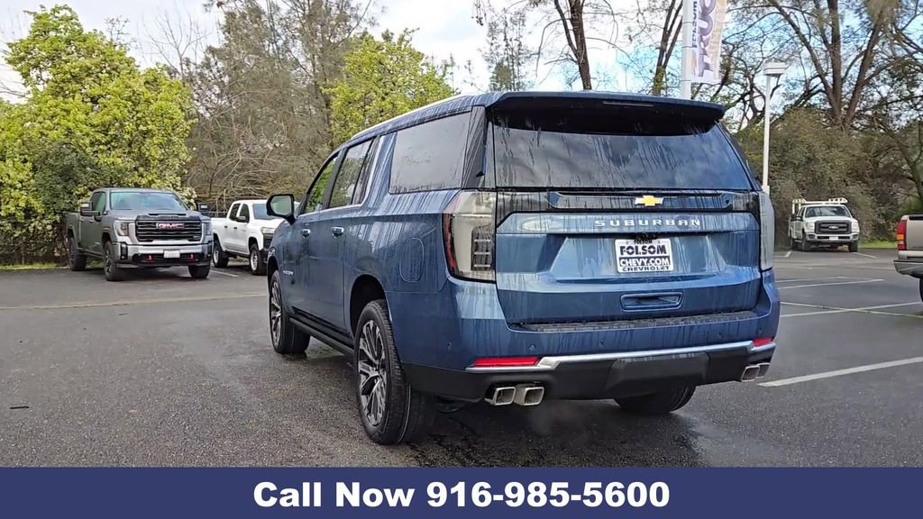 New 2026 Chevrolet Suburban High Country image 9