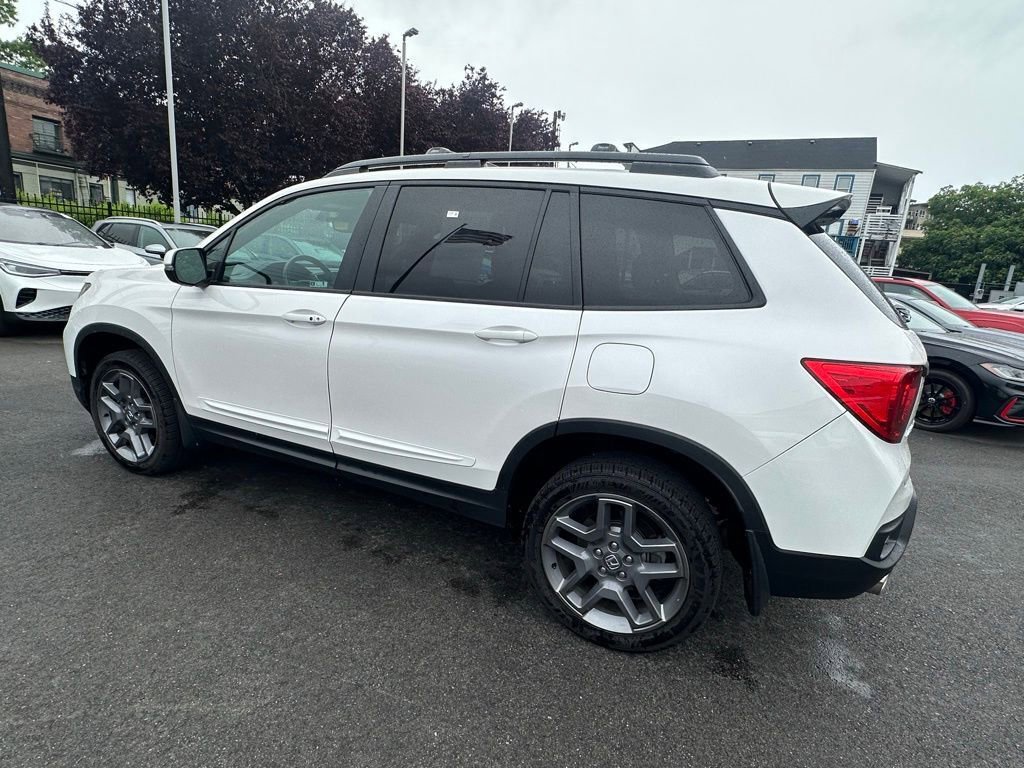 Used 2023 Honda Passport EX-L image 5