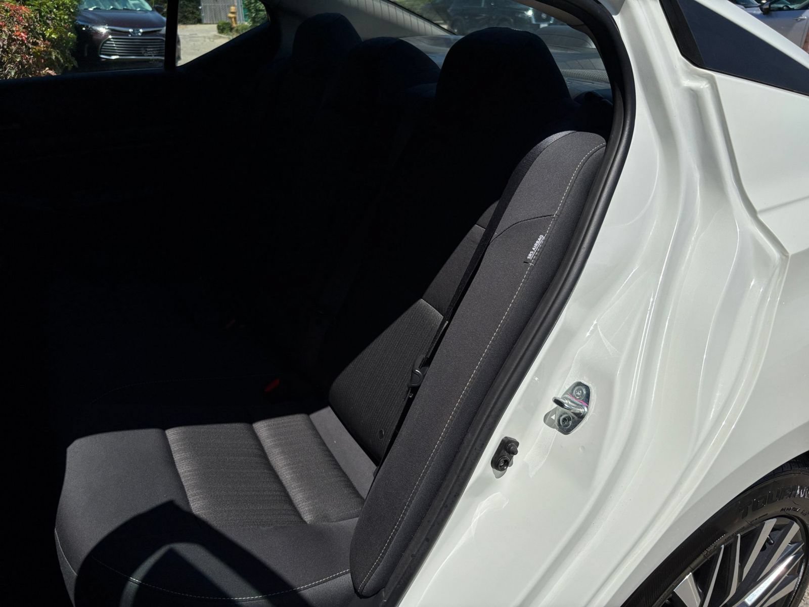 Used 2025 Nissan Altima 2.5 SV FWD image 38