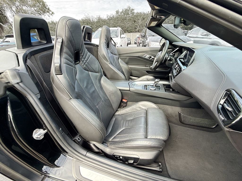 Used 2019 BMW Z4 sDrive30i w/ M Sport Package image 32