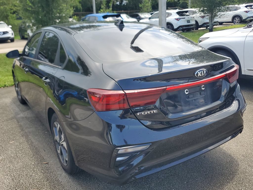 Used 2020 Kia Forte LXS FWD image 8