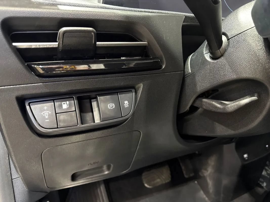 Used 2024 Kia EV6 Light AWD/4WD image 96