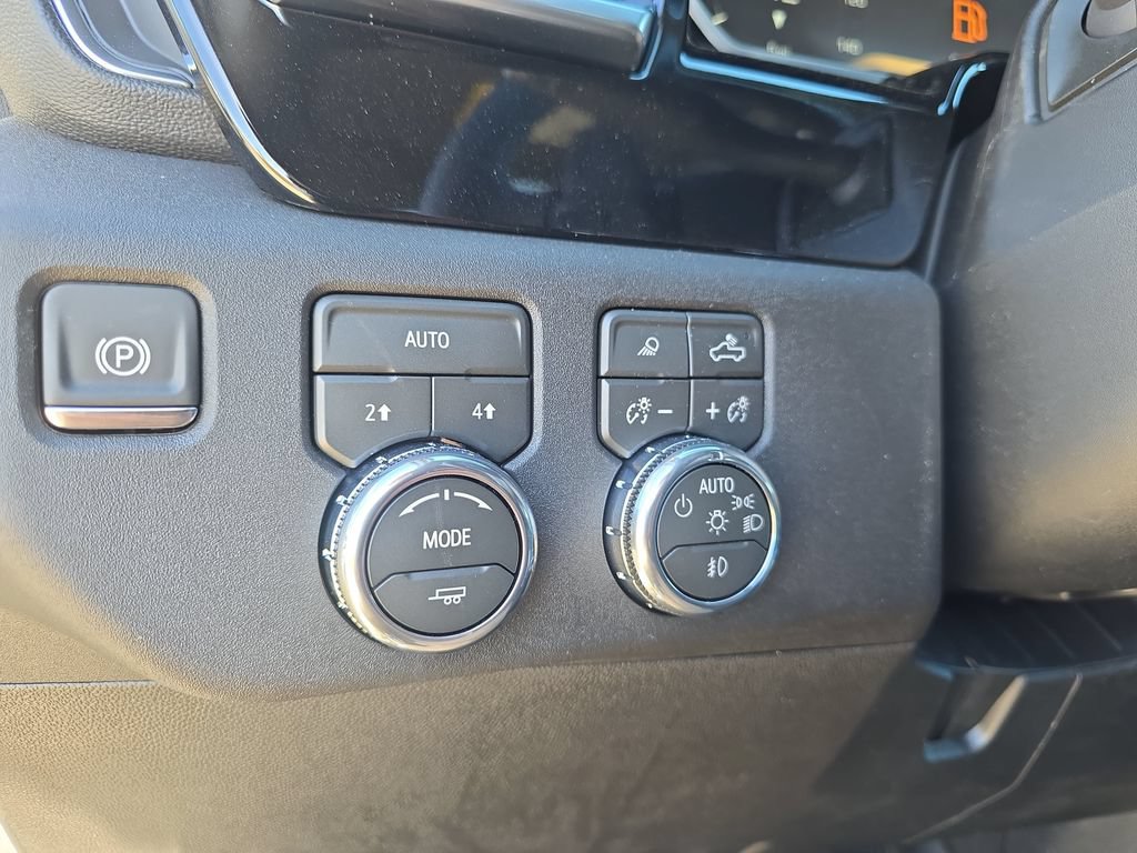 New 2026 GMC Sierra 1500 Elevation w/ Elevation Premium Package AWD/4WD image 26