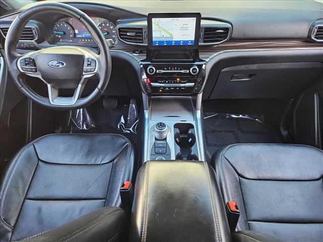 Used 2023 Ford Explorer Limited image 16