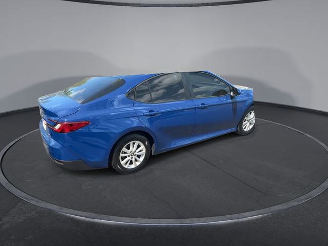Used 2025 Toyota Camry LE image 15