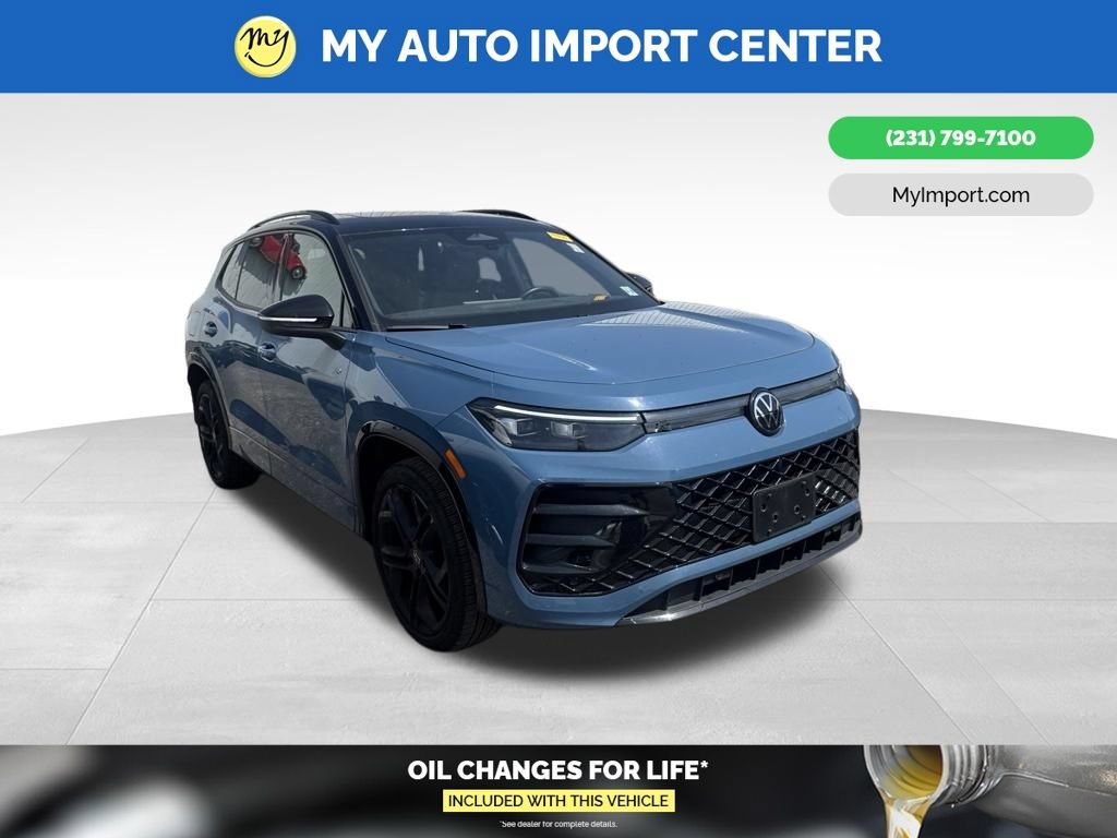 Used 2025 Volkswagen Tiguan SE R-Line AWD/4WD image 1