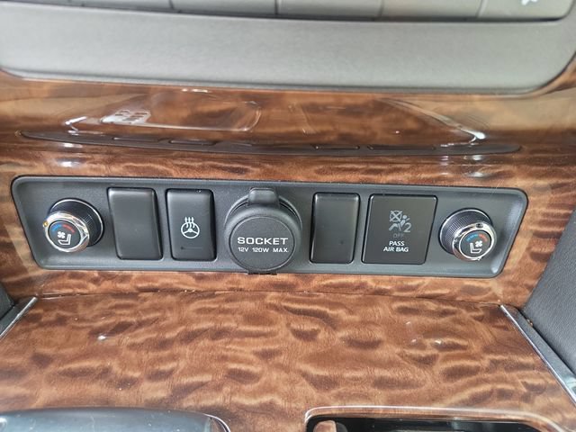 Used 2017 Nissan Armada Platinum w/ Captain Seat Package AWD/4WD image 28