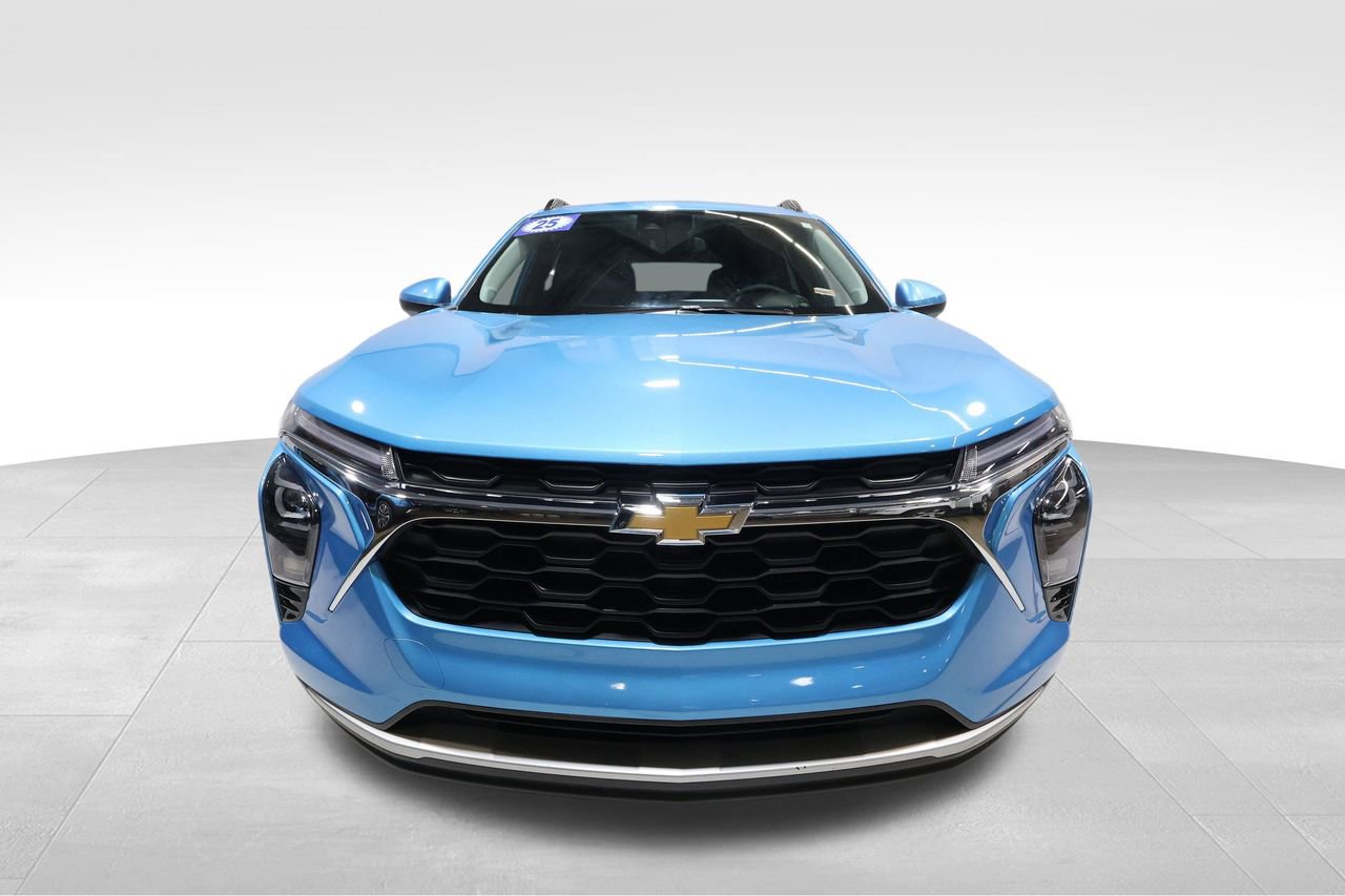 Certified 2025 Chevrolet Trax LT image 7