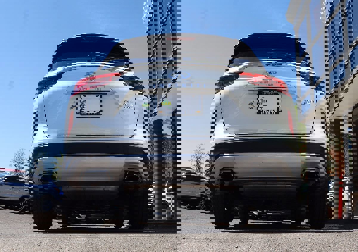 Used 2021 INFINITI QX50 Sensory w/ Cargo Package image 12