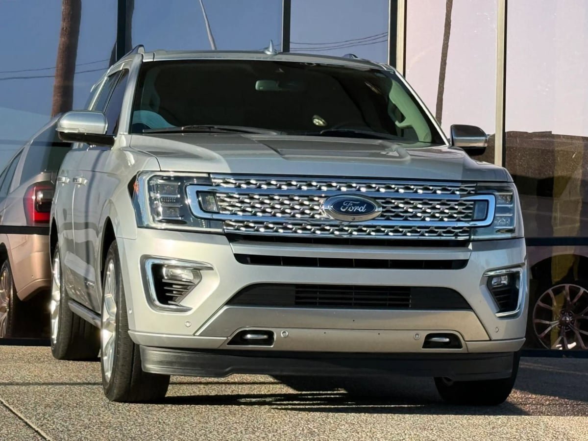 Used 2019 Ford Expedition Platinum image 18