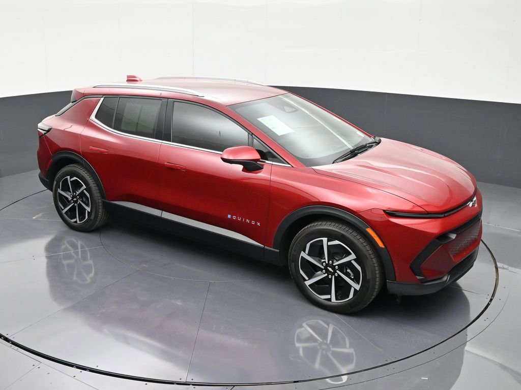 Used 2026 Chevrolet Equinox EV LT image 18