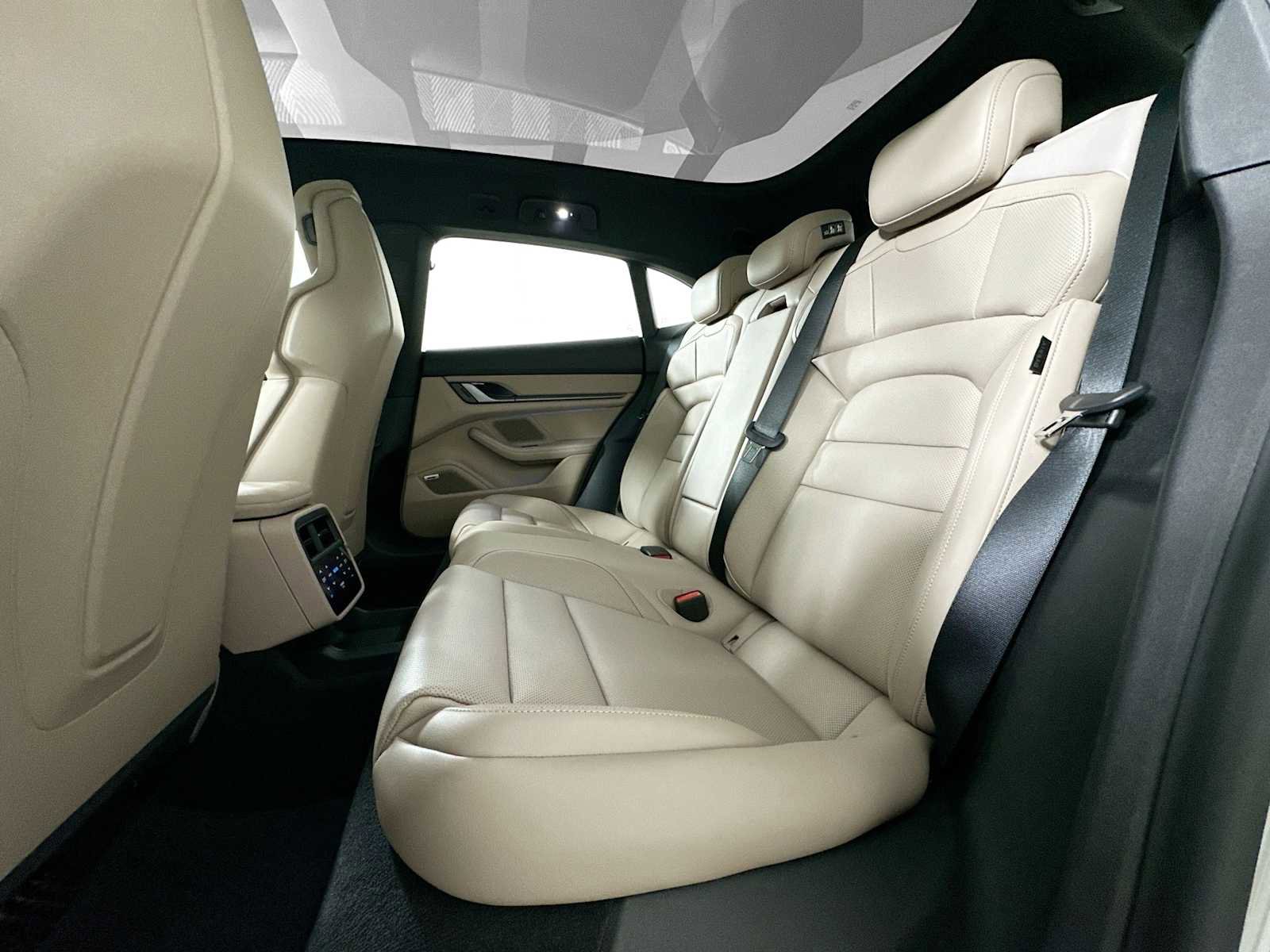 New 2025 Porsche Taycan 4S image 24