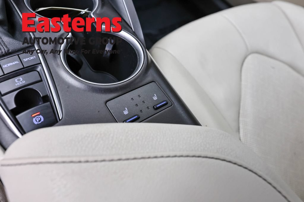 Used 2021 Toyota Camry XLE AWD/4WD image 20