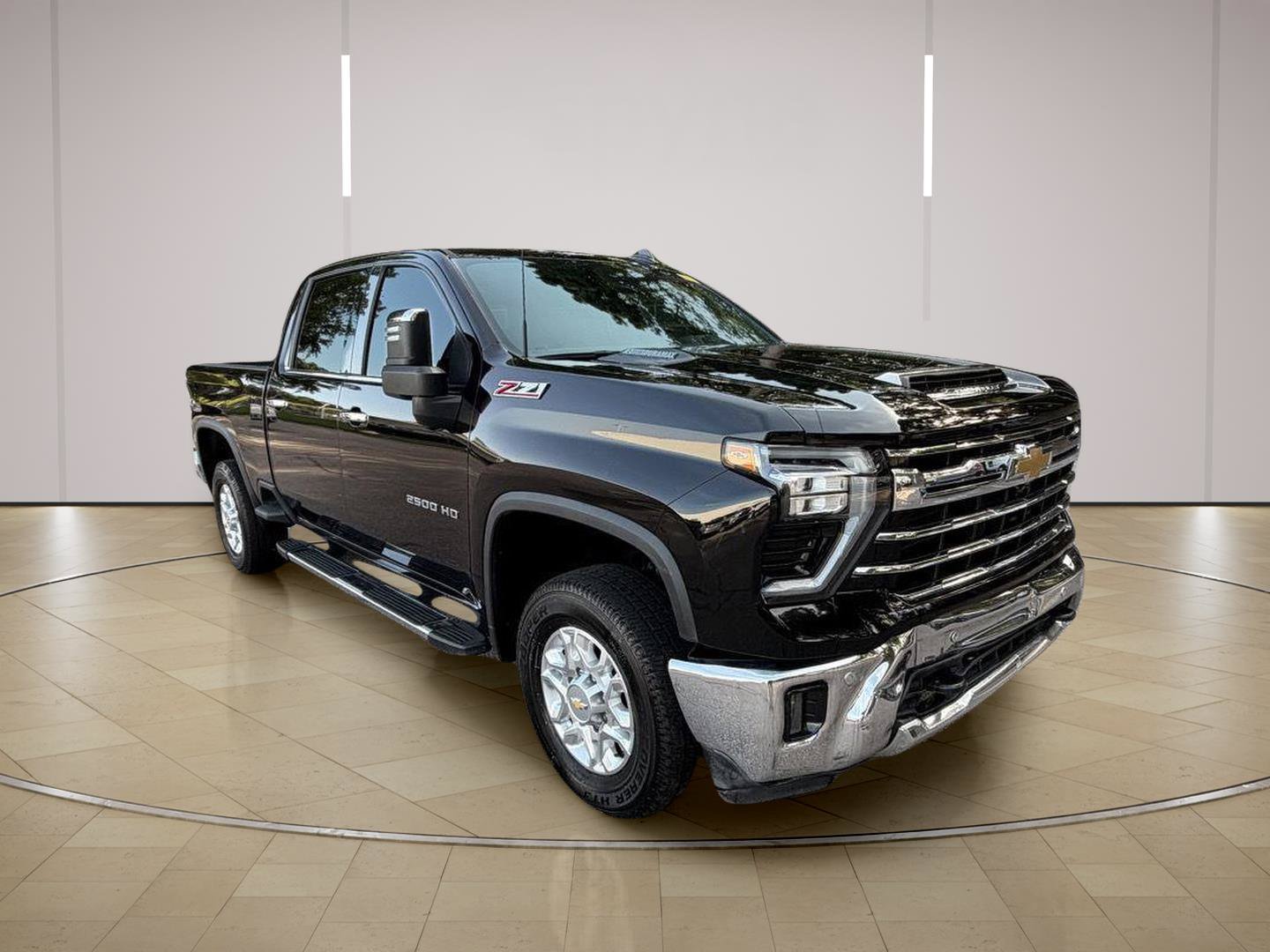 Used 2024 Chevrolet Silverado 2500 LTZ w/ LTZ Convenience Package AWD/4WD image 1