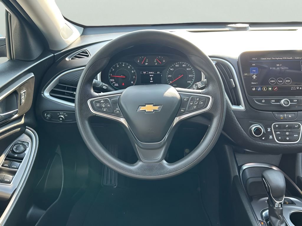 Used 2024 Chevrolet Malibu LT image 17