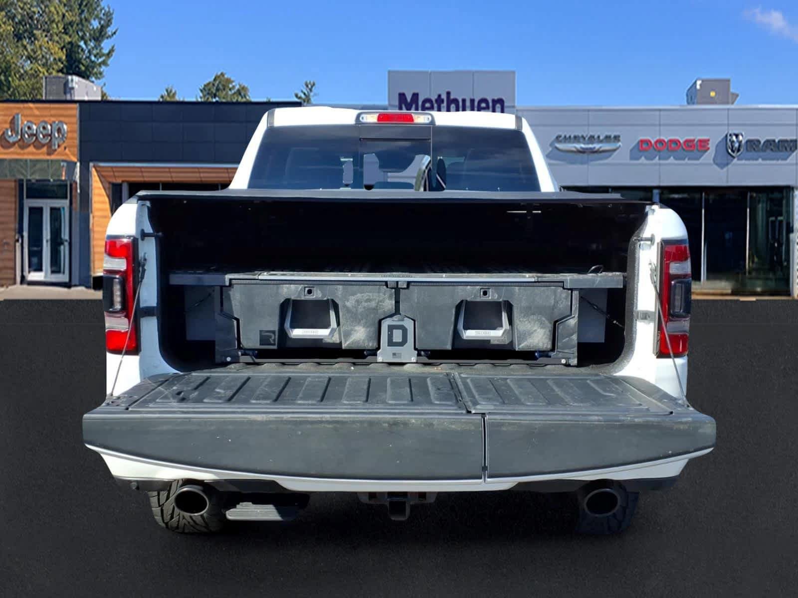 Used 2022 RAM 1500 Laramie AWD/4WD image 6