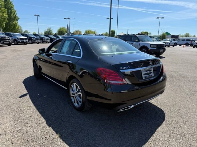 Used 2015 Mercedes-Benz C 300 4MATIC Sedan image 6