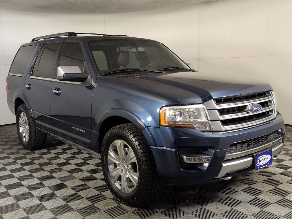 Used 2016 Ford Expedition Platinum AWD/4WD image 3
