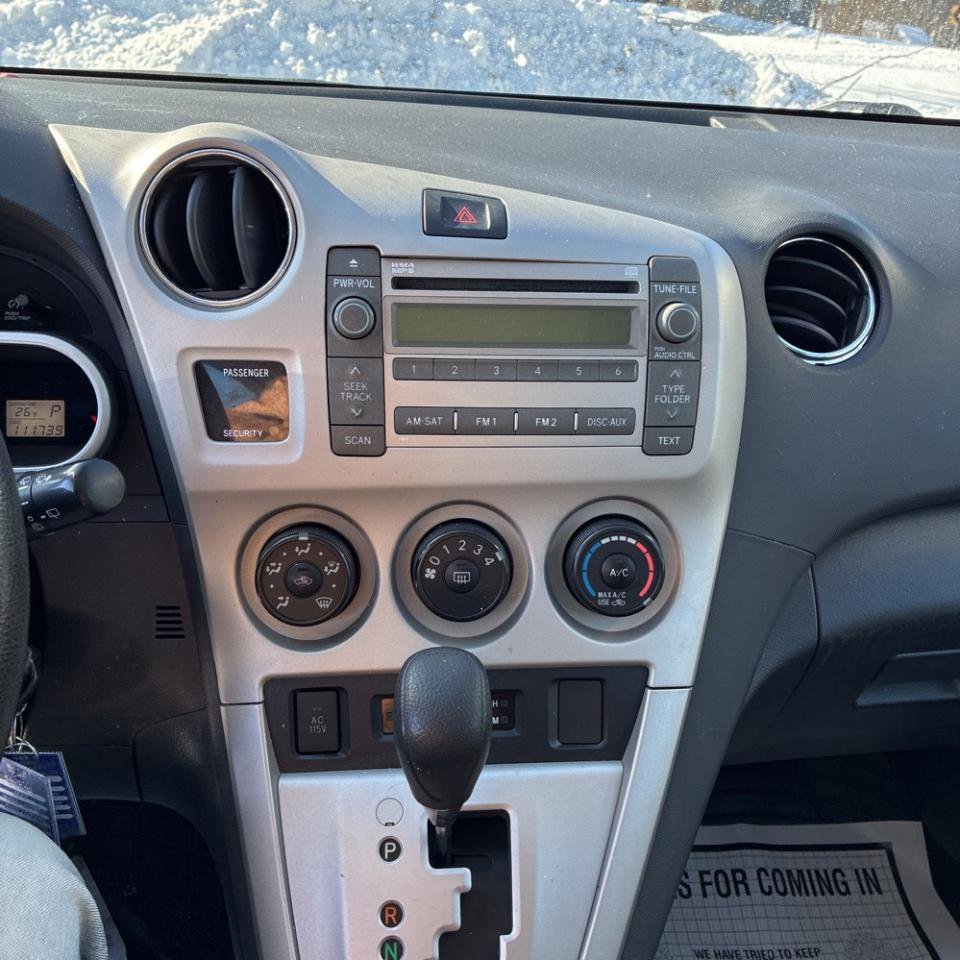 Used 2010 Toyota Matrix S image 21