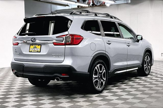 Used 2023 Subaru Ascent Limited w/ Technology Package AWD/4WD image 14