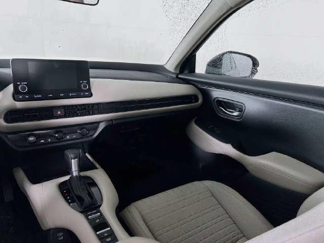 Used 2024 Honda HR-V LX image 24
