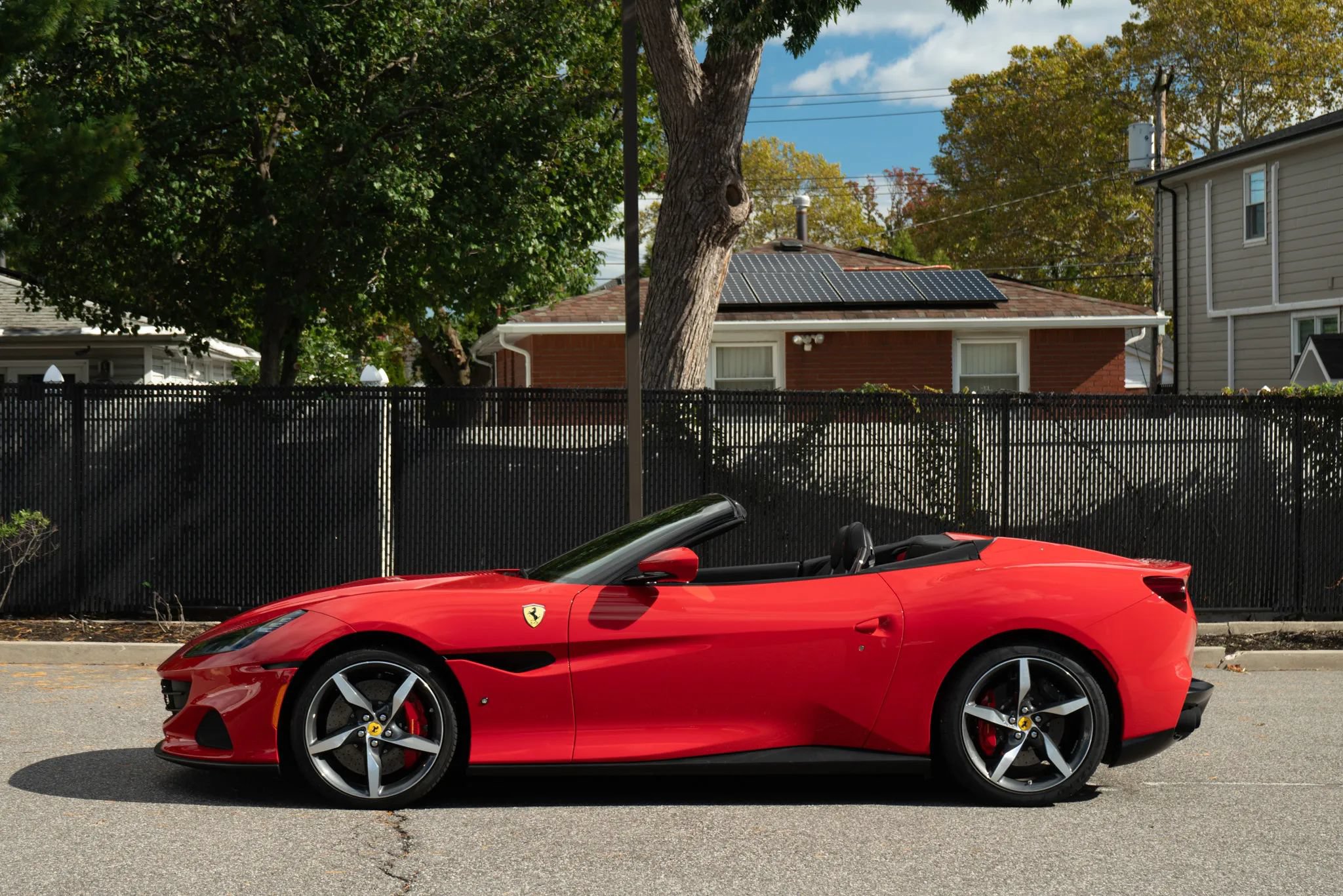 Used 2023 Ferrari Portofino M RWD image 9