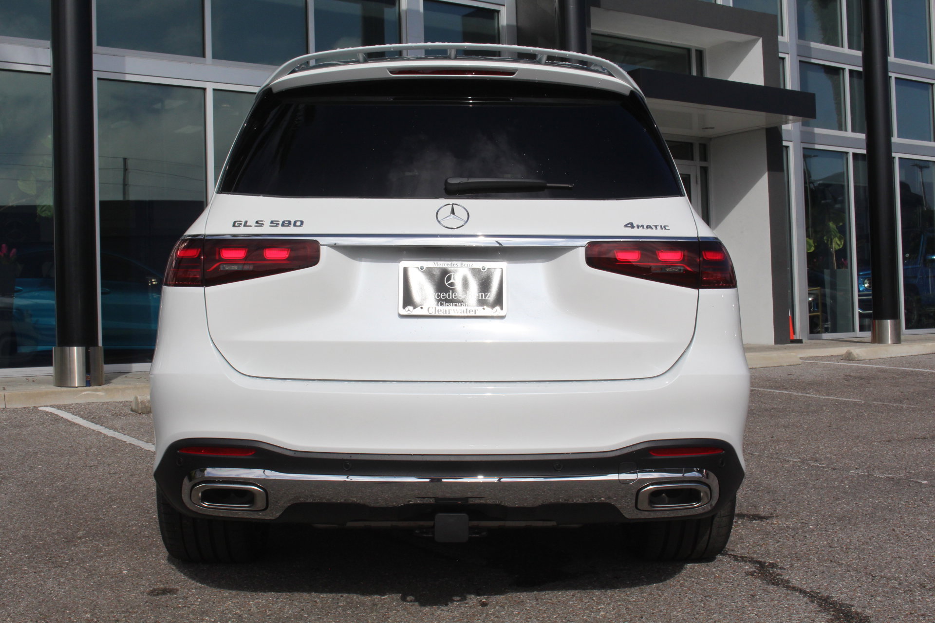 New 2026 Mercedes-Benz GLS 580 4MATIC image 5