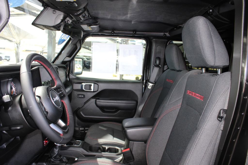 Used 2024 Jeep Gladiator Rubicon w/ Convenience Group image 6