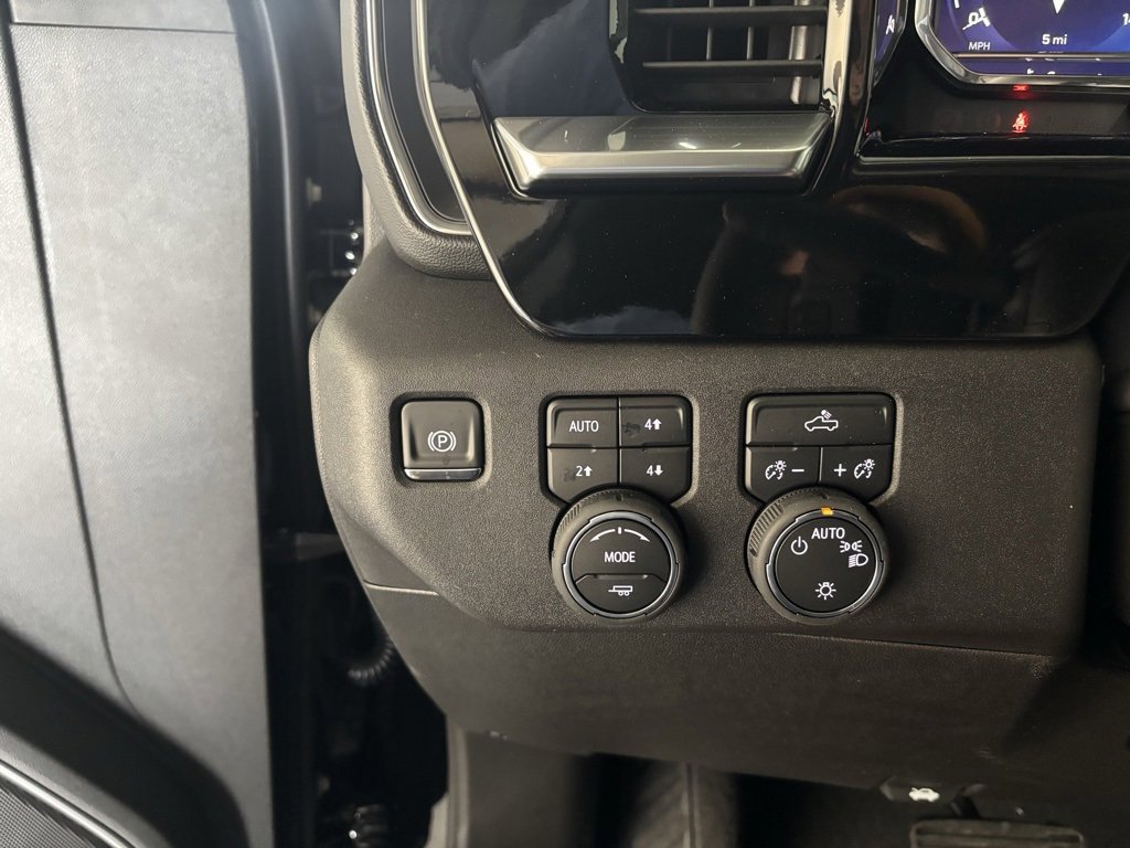 New 2025 Chevrolet Silverado 1500 LT w/ Z71 Off-Road Package image 12