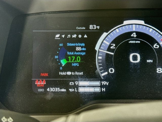 Used 2024 Toyota Tundra Platinum AWD/4WD image 12