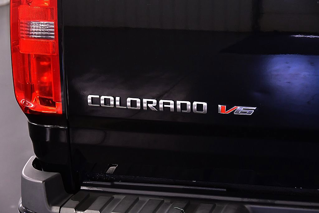 Used 2019 Chevrolet Colorado W/T w/ Custom Special Edition image 11