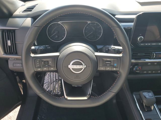 Used 2025 Nissan Pathfinder Rock Creek image 22