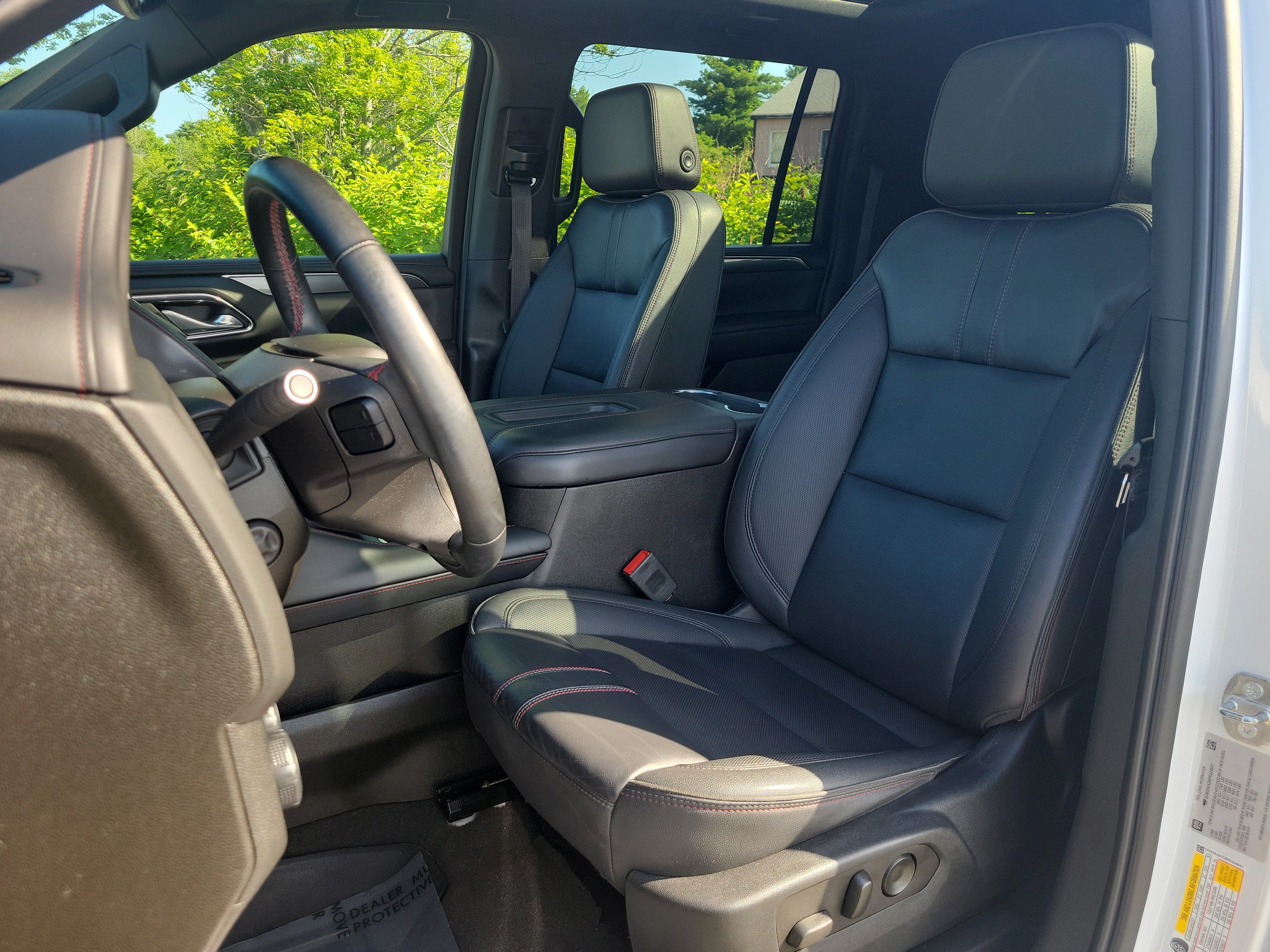 Used 2023 Chevrolet Suburban RST w/ Luxury Package AWD/4WD image 14