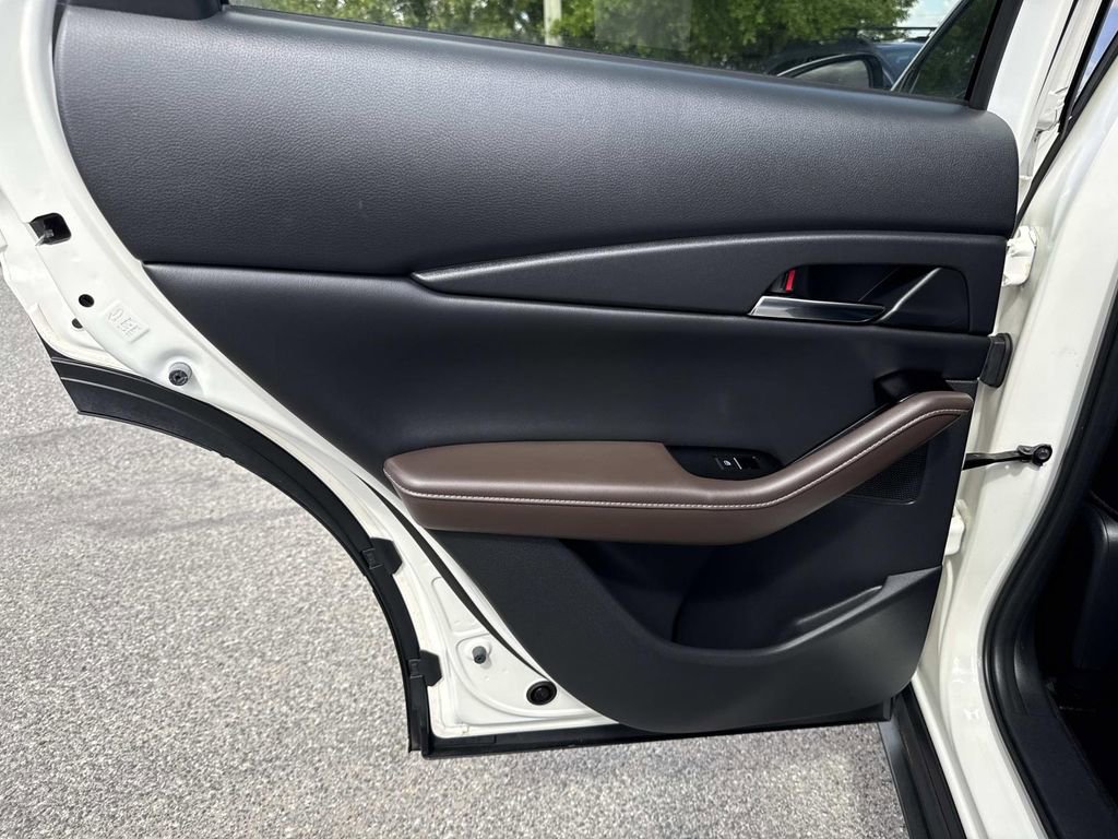 Used 2021 MAZDA CX-30 FWD 2.5 S w/ Premium Package image 13